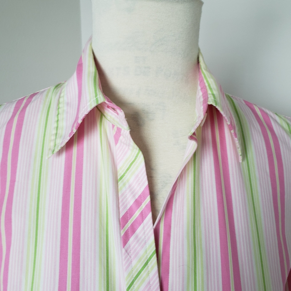 💕Lilly pulitzer collared shirt button down green/pink size 2  NWOT💕 - Picture 3 of 8